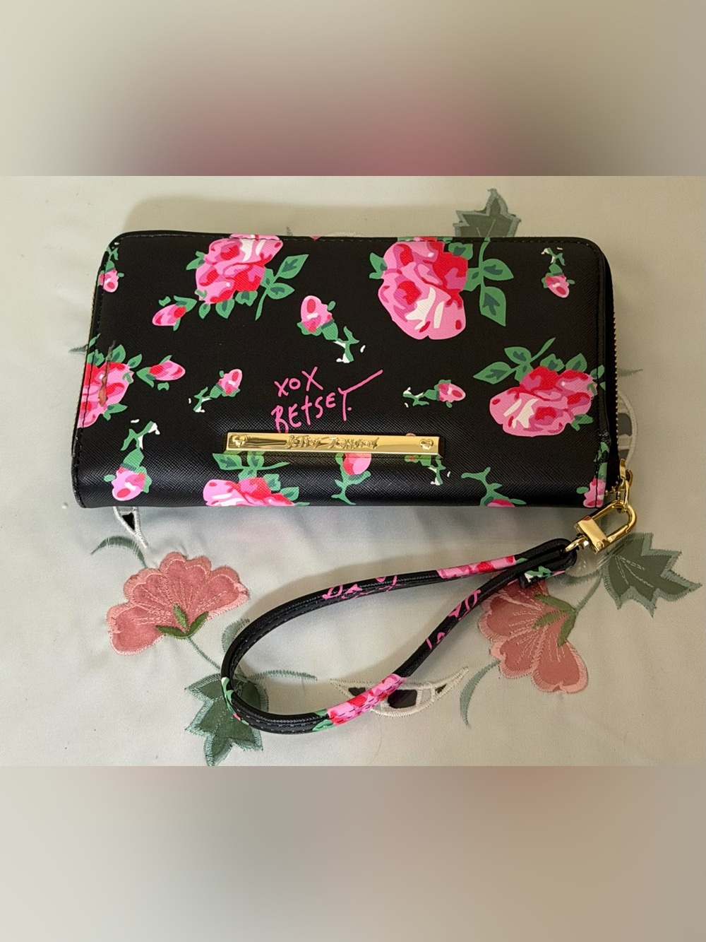 Betsey Johnson Black Floral Zip Around Wristlet Wallet